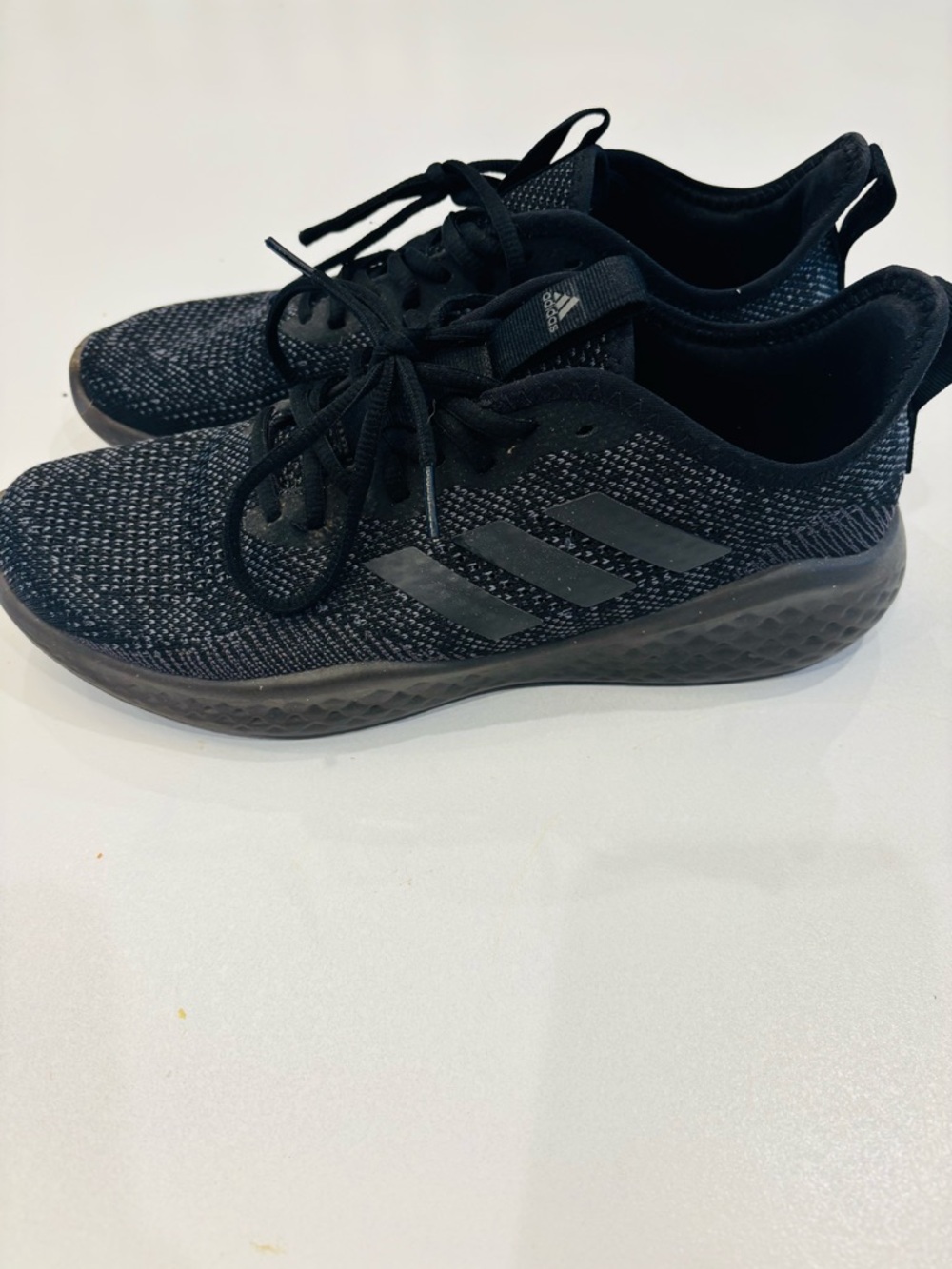 adidas Black and Dark Gray Knit Athletic Mens Sneakers size 9 - Picture 8 of 10